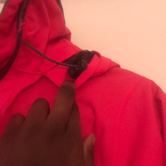 Pink women’s helly Hansen jacket - Picture 3 of 6